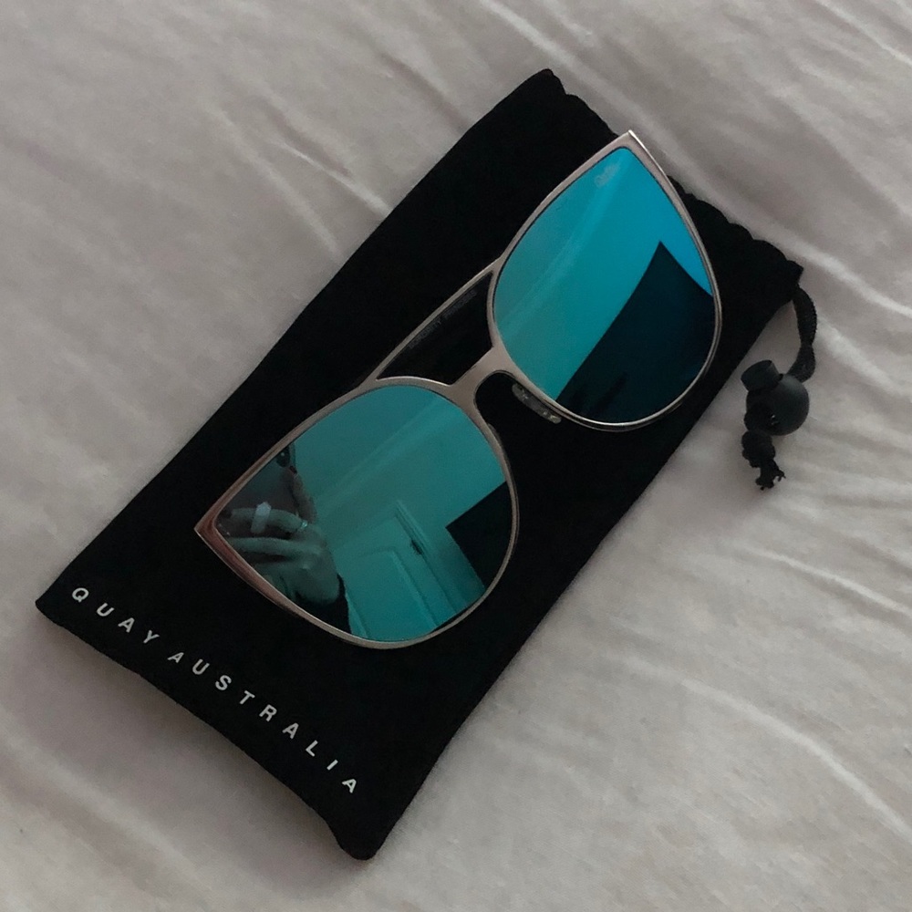 New Quay Australia Sun Glasses